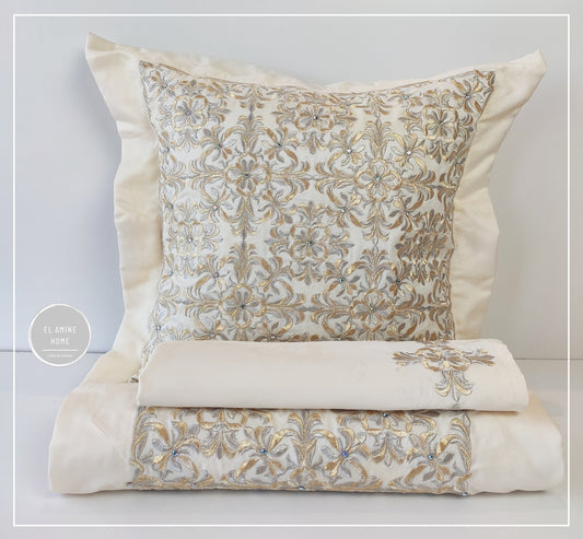 Parure de lit bébé brodée Rbati