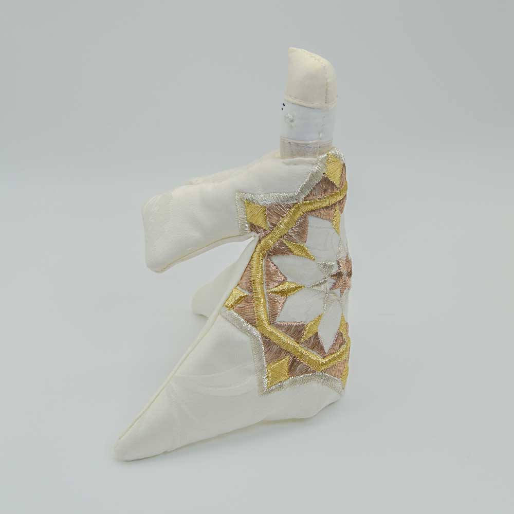 Main de théière 'Zelija Assiliya'