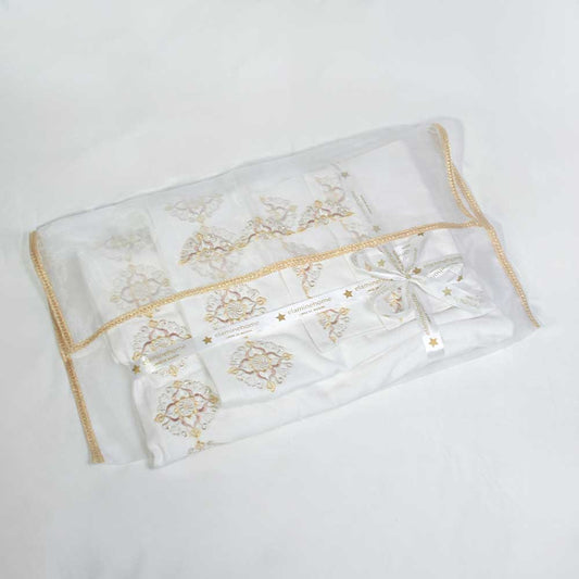 Pack de 4 serviettes brodées dans leur housse brodée