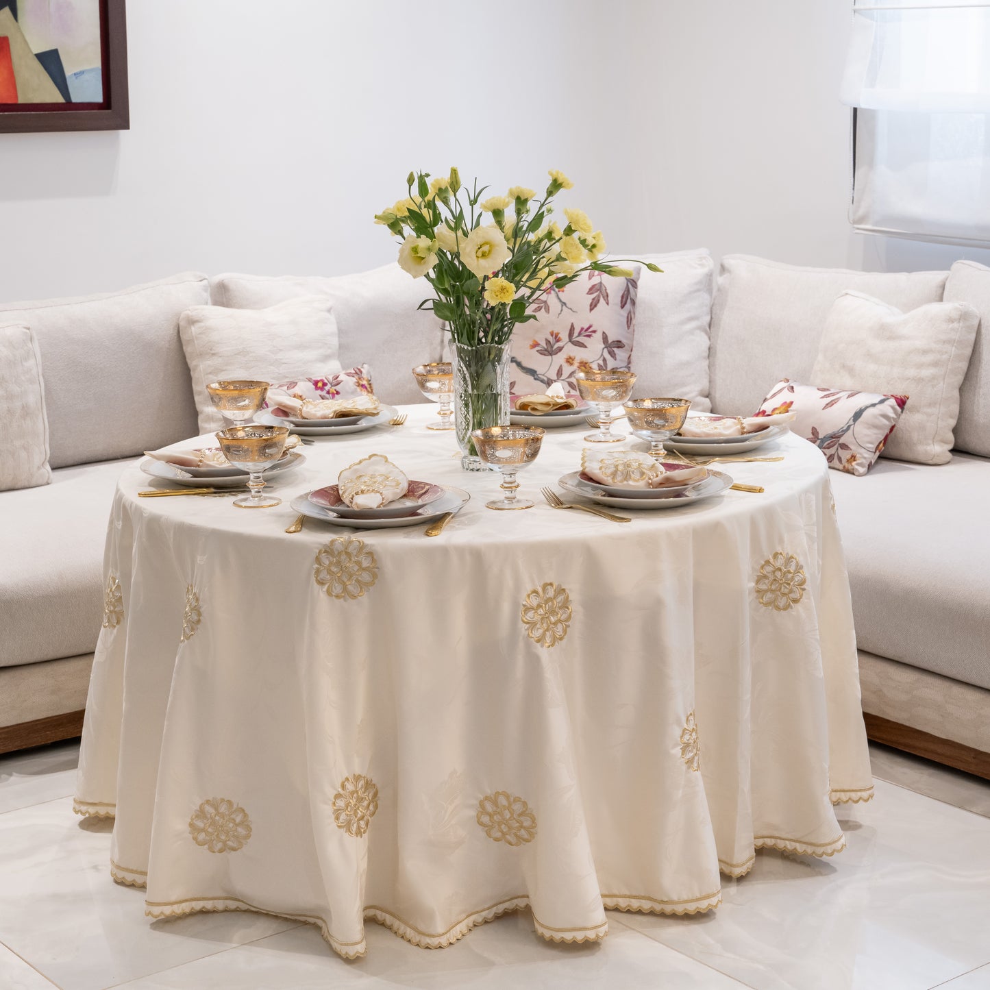 Nappe brodée ronde - Collection Fleur de lys revisitée