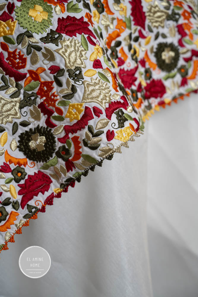 Nappe brodée carrée - Collection Taajira Tetouania