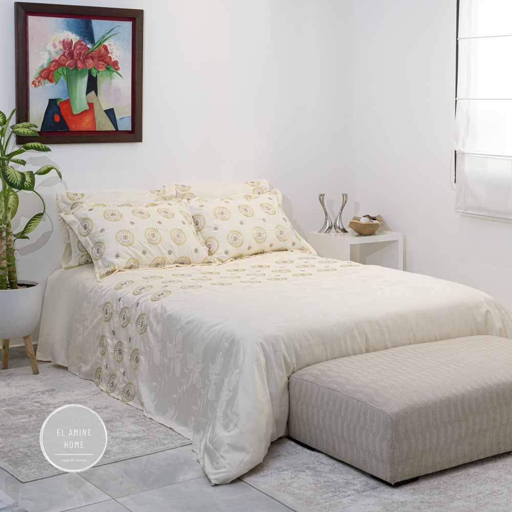 Parure de lit brodées