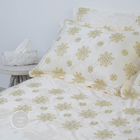 Parure de lit brodées