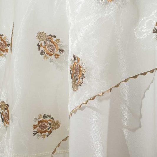 Voile brodé de table Taajira Tradition de Tétouan