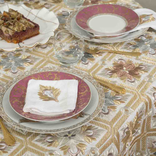 Nappe brodée carrée - Collection Love