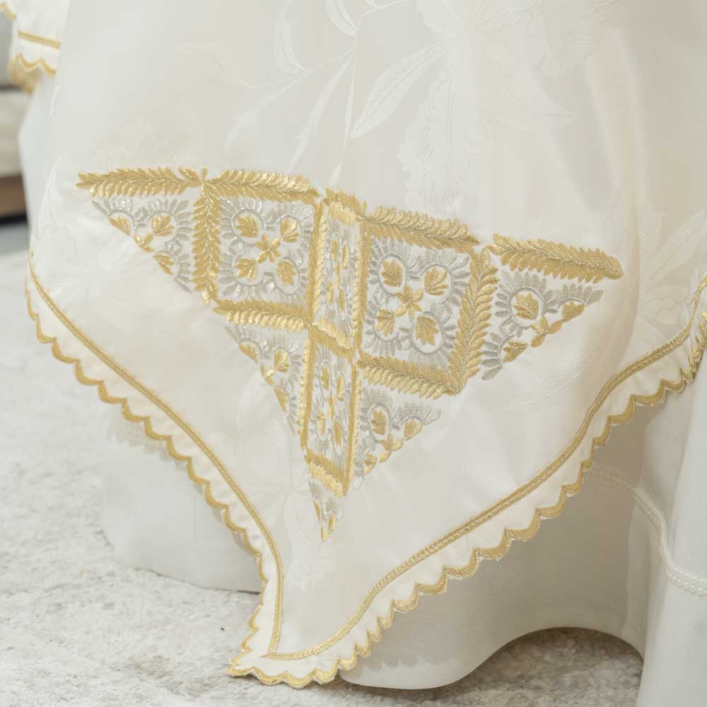 Nappe brodée carrée - Collection Seboula