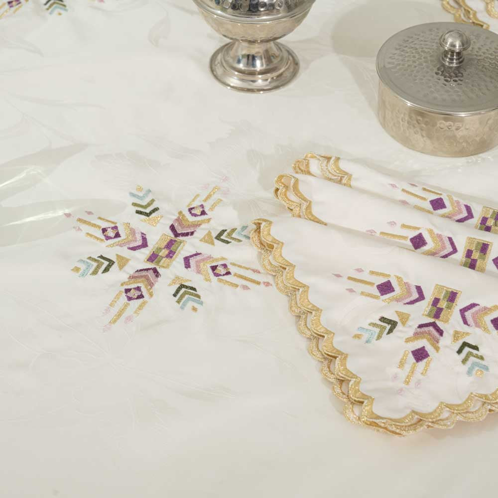 Nappe brodée ronde - Collection Chelhaoui