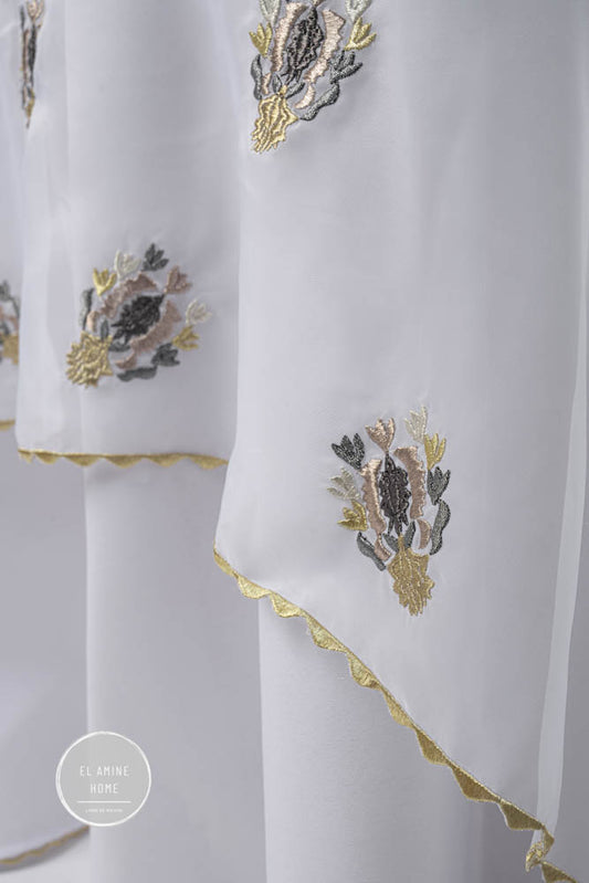 Voile brodé de table Taajira Tradition de Tétouan