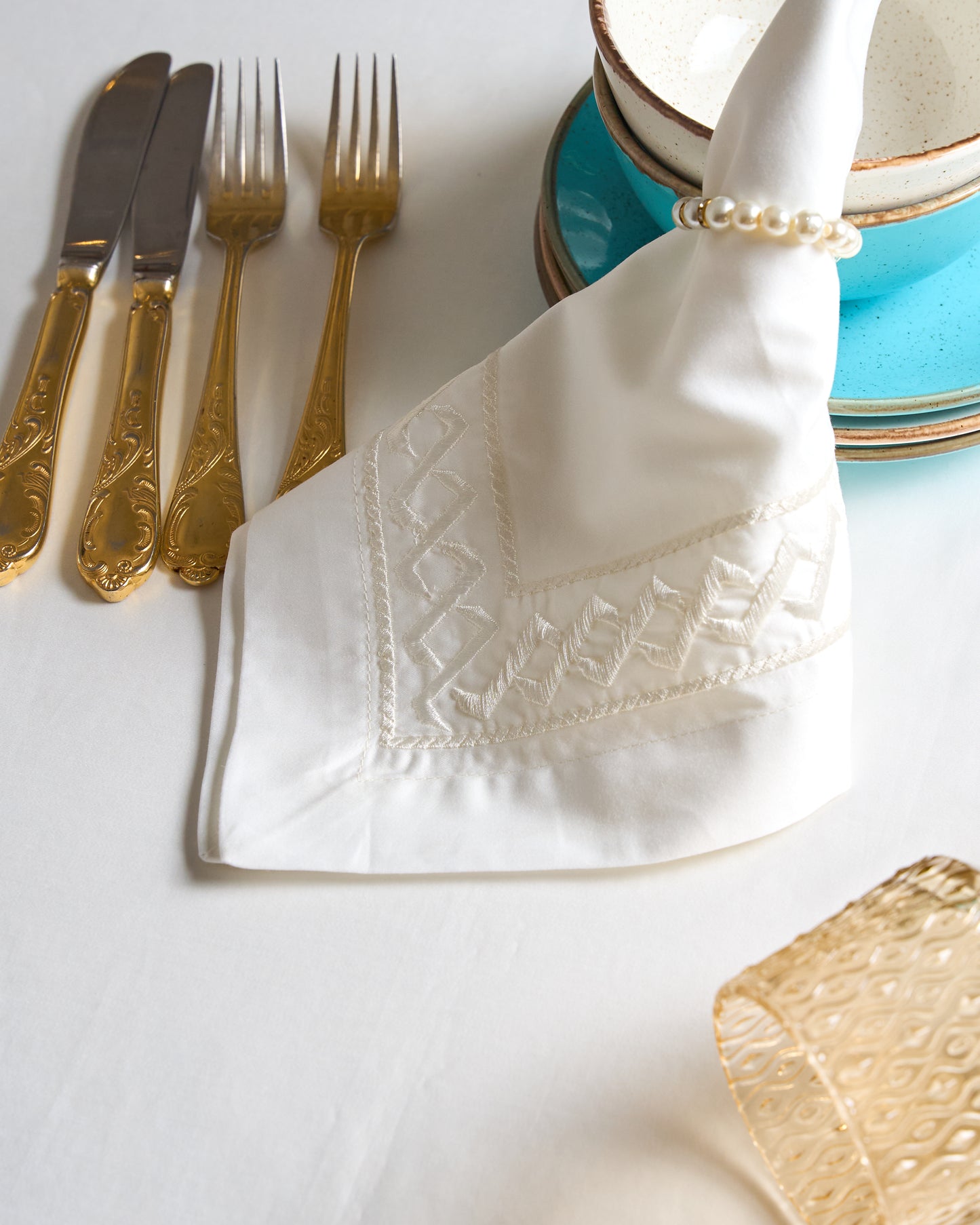 Nappe brodée carrée - Collection Signature