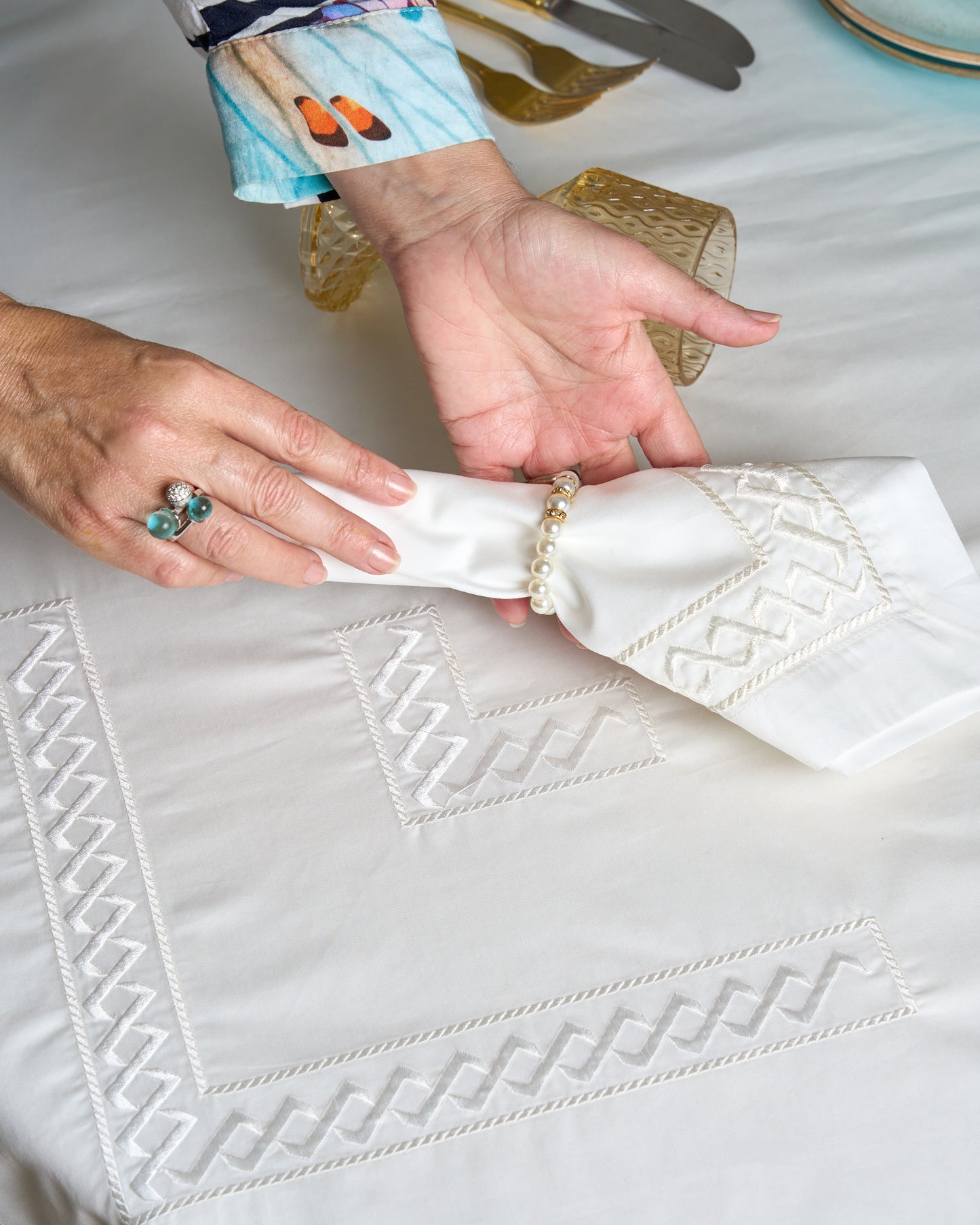 Nappe brodée carrée - Collection Signature