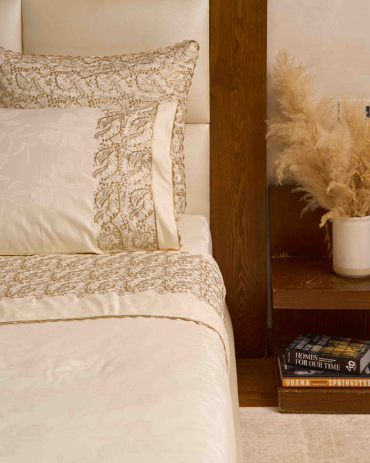 Parure de lit brodée Rbati 'Sakina'