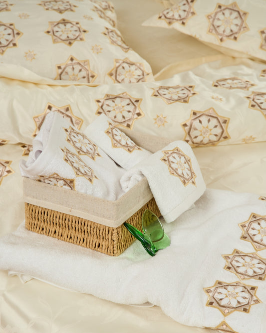 Ensemble de serviettes brodées – Collection Zellija Assilya