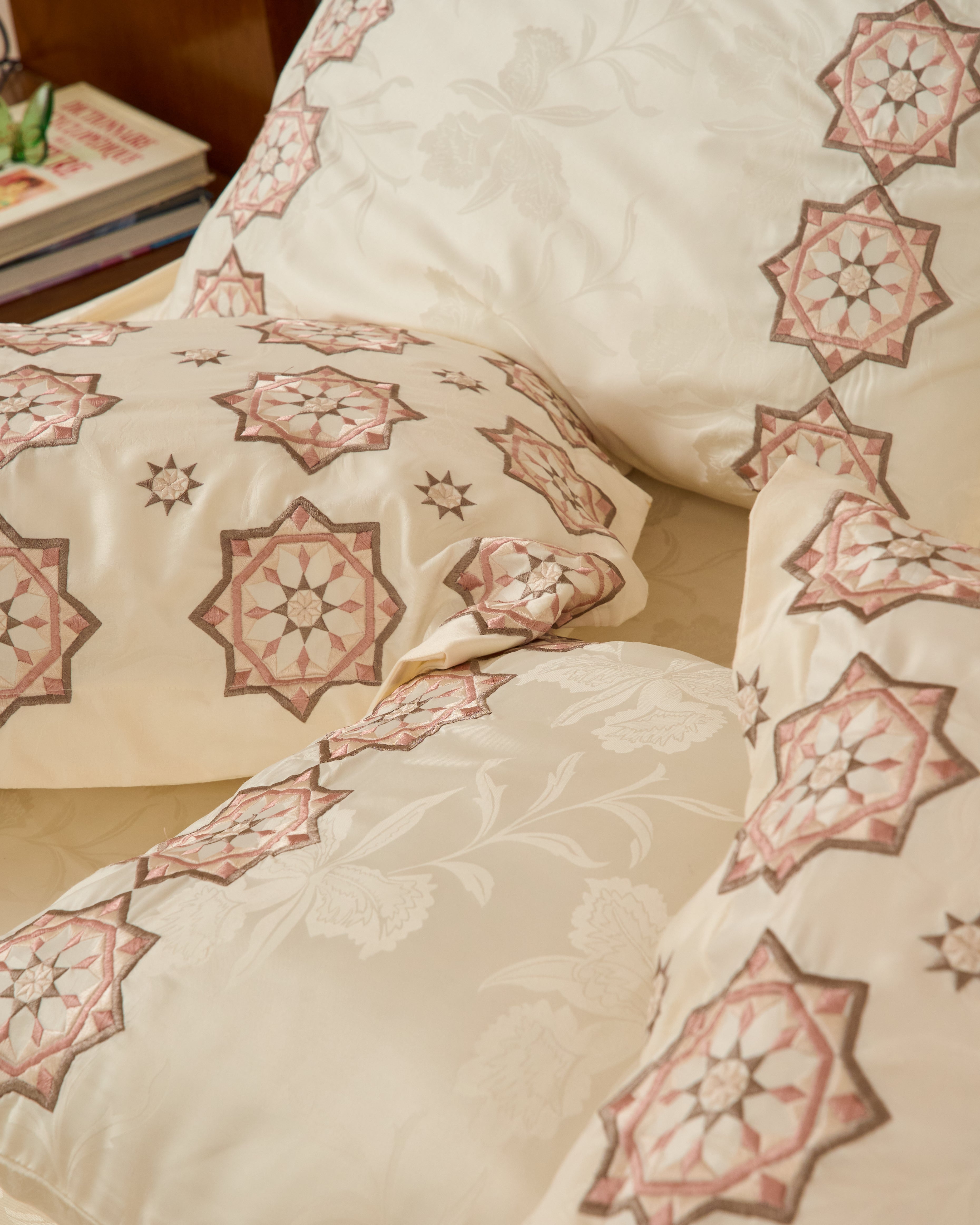 Parure de lit brodée - Collection Zellija Assilya