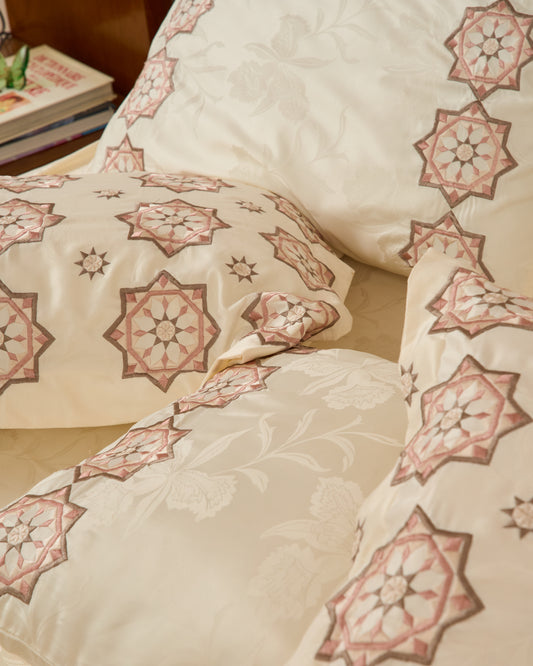 Parure de lit brodée - Collection Zellija Assilya