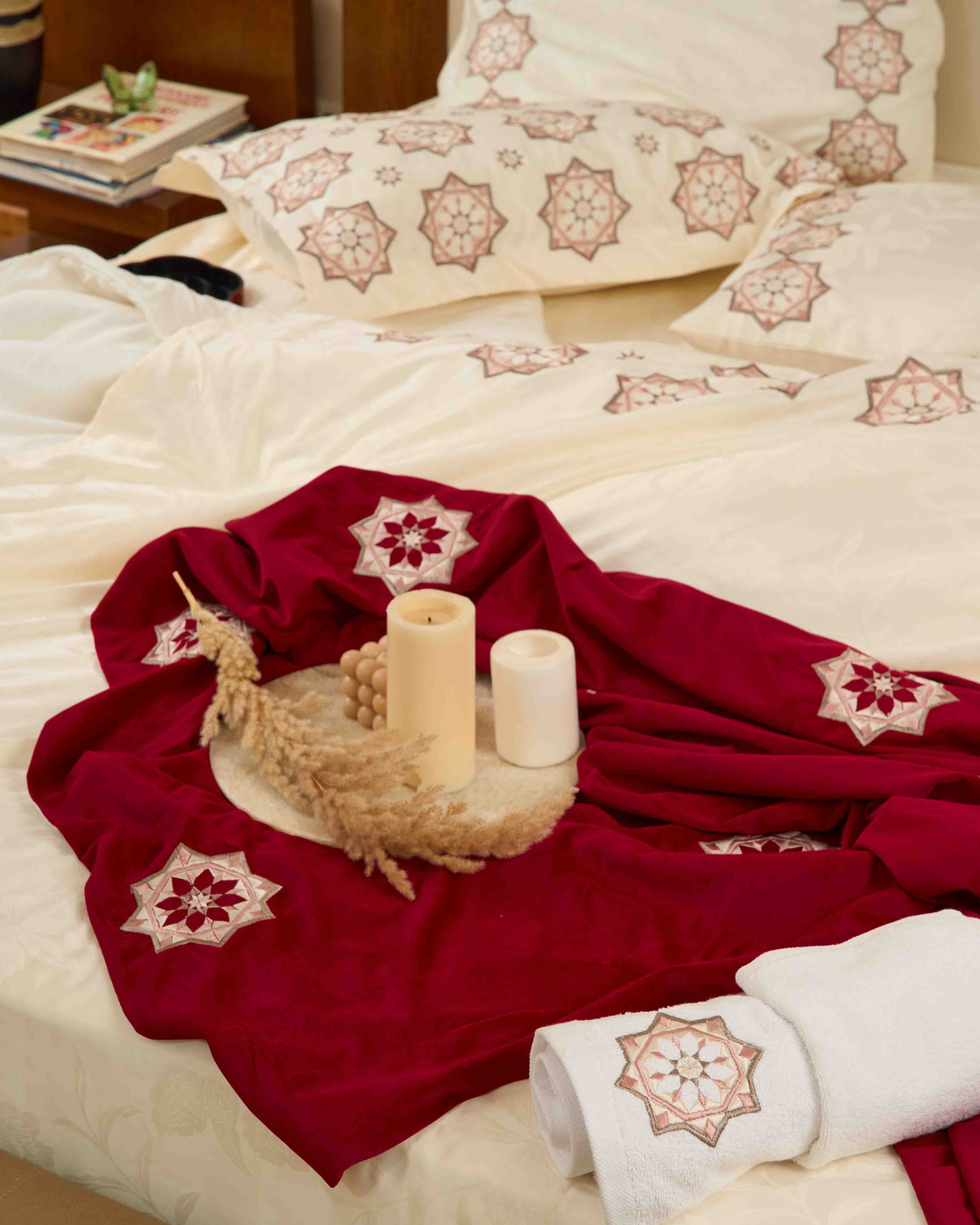 Jetée de lit brodée - Collection Zellija Assilya