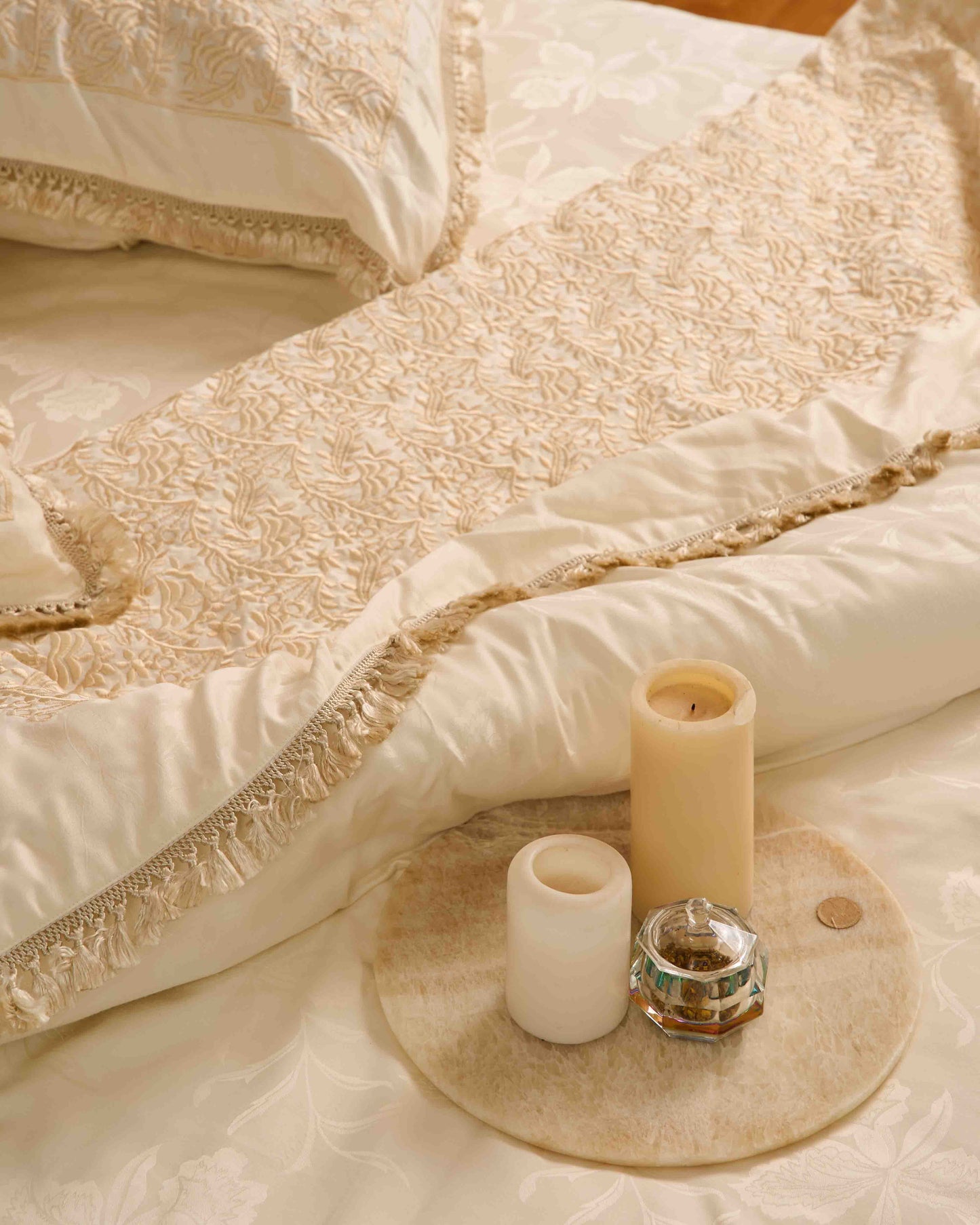 Parure de lit brodée Rbati 'Sakina'