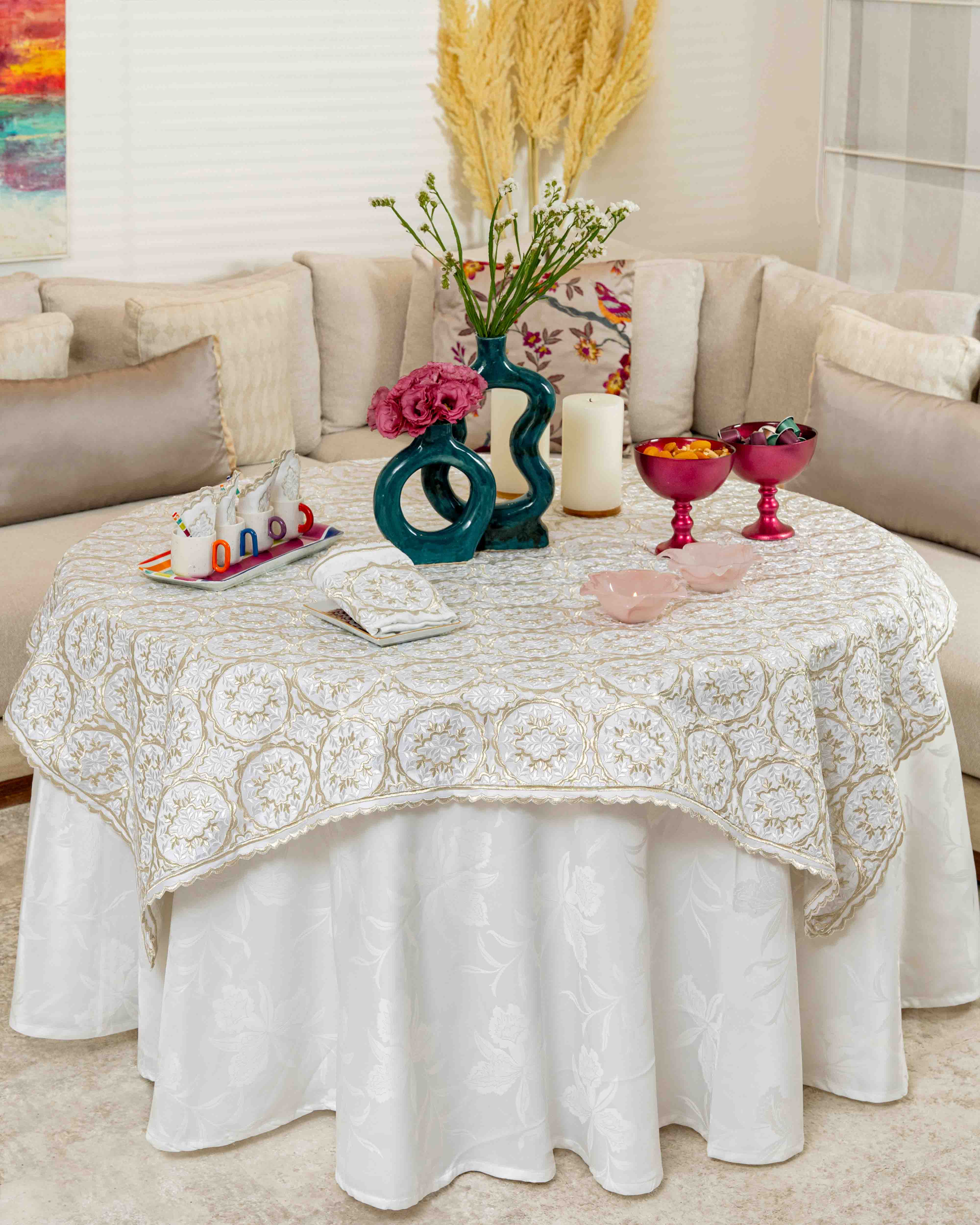 Nappe brodée carrée - Collection Rziza