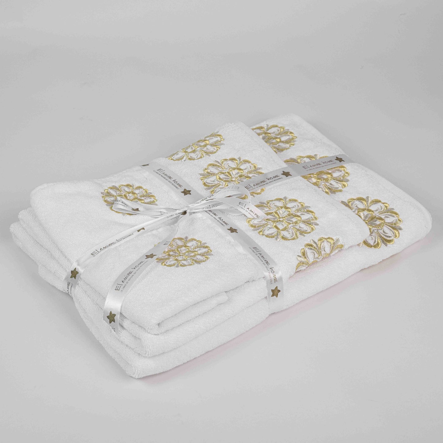 Pack de 4 serviettes brodées dans leur housse brodée