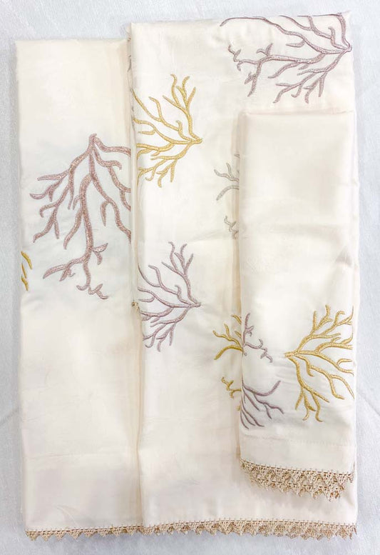 Parure de lit brodées