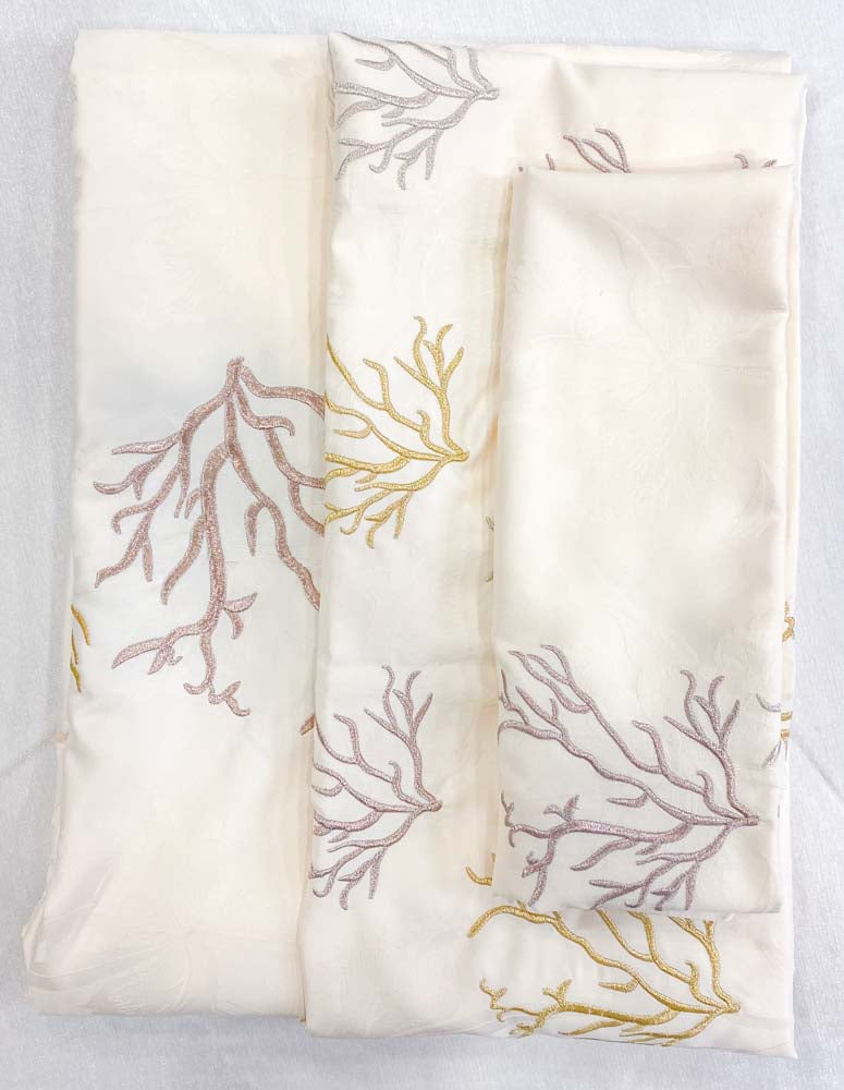 Parure de lit brodées