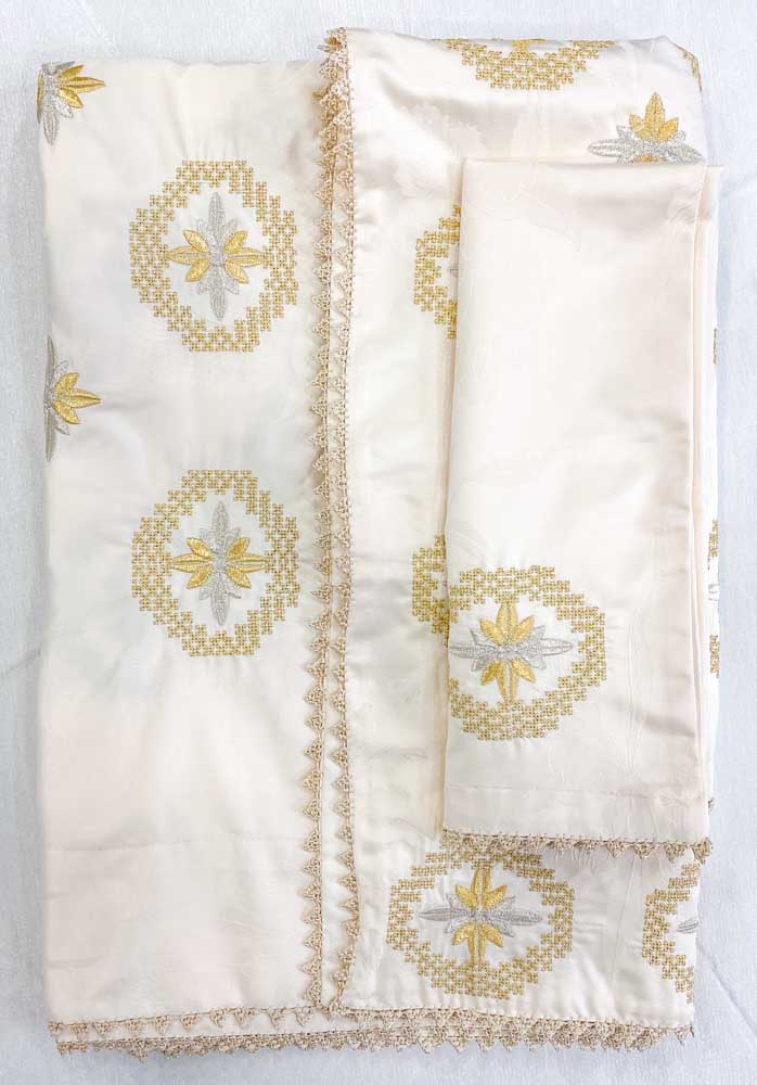 Parure de lit brodées