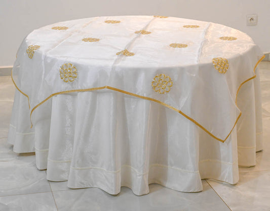 Voile de table brodé 140 cm