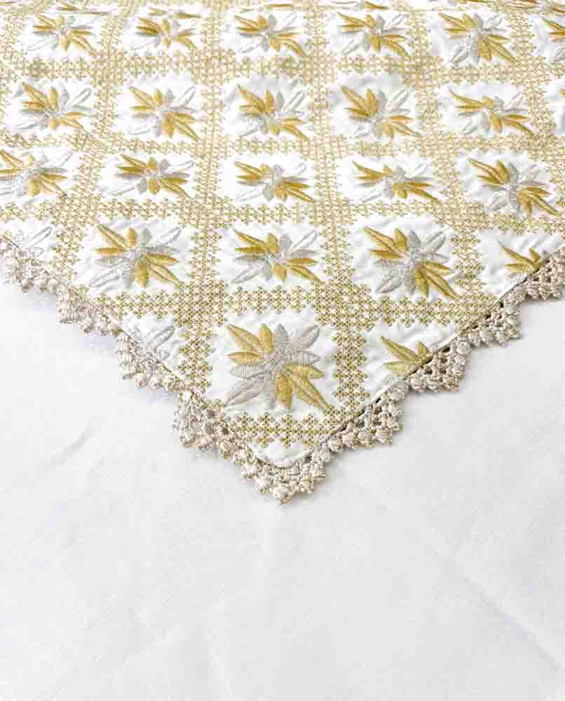 Nappes brodées Rbati