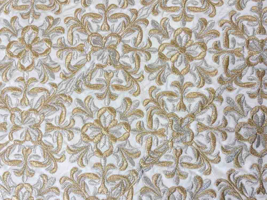 Chemin de table brodé Rbati (200/50 cm)