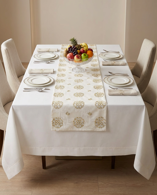 Chemin et set de table brodé - Collection Fleur de Lys