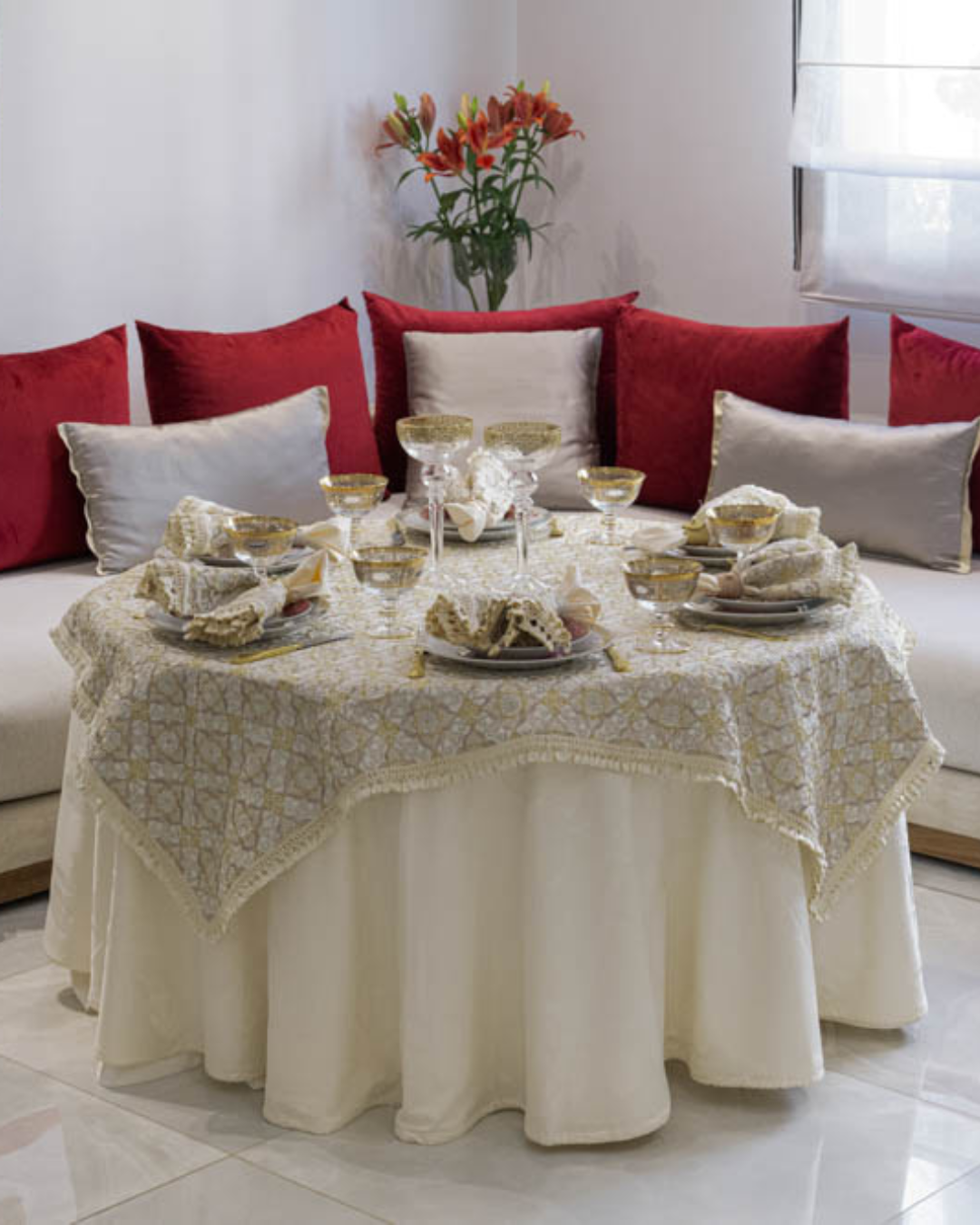 Nappe brodée carrée - Collection Terre lumineuse